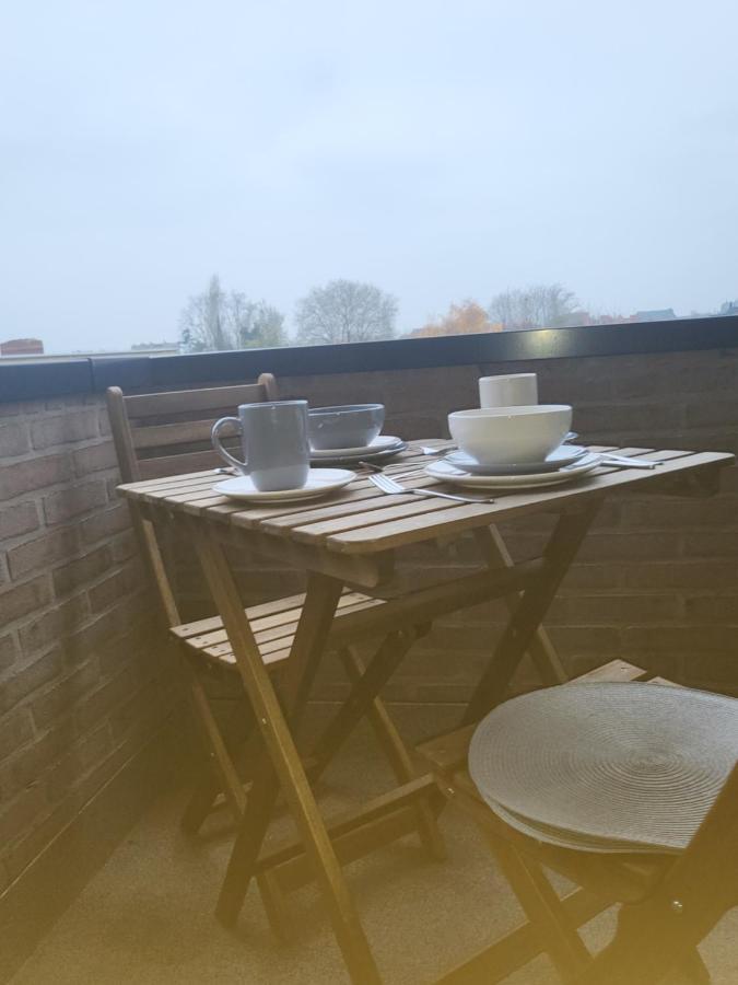 Gezellig Appartement In Brugge, Nabij Damme. Exterior photo